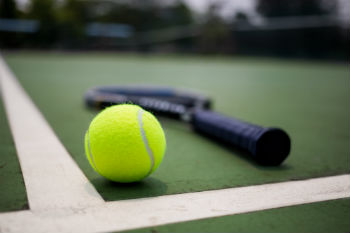 לימודי טניס
